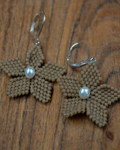 Load image into Gallery viewer, BLOSSOM - ALMOND